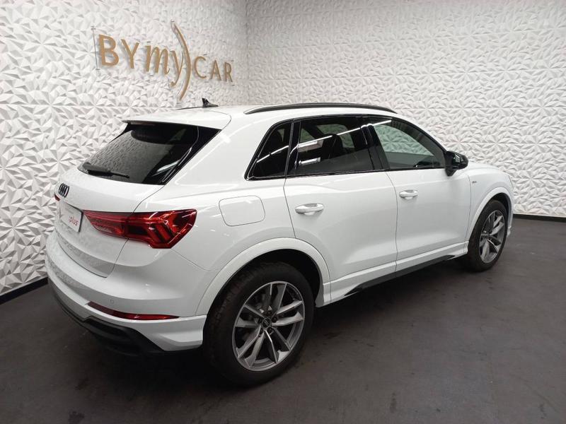 Audi Q3 35 Tdi 150 ch s tronic 7 s line
