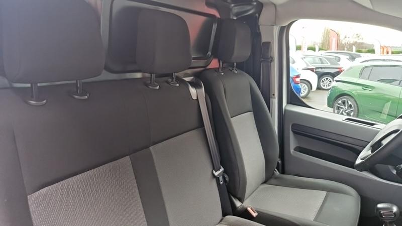 Peugeot Expert Fourgon tole standard 1.5 bluehdi 120 ss bvm6 premium