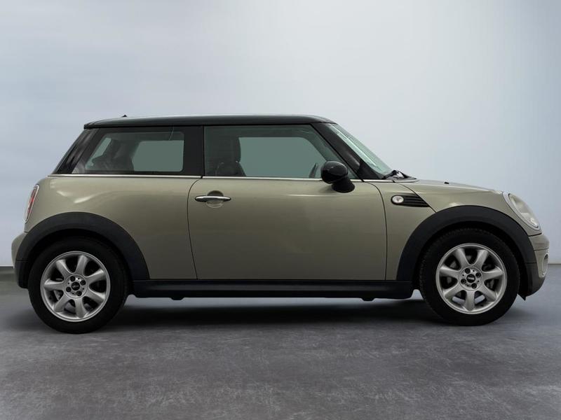 Mini Hatch R56 1.6i - 120 Cooper