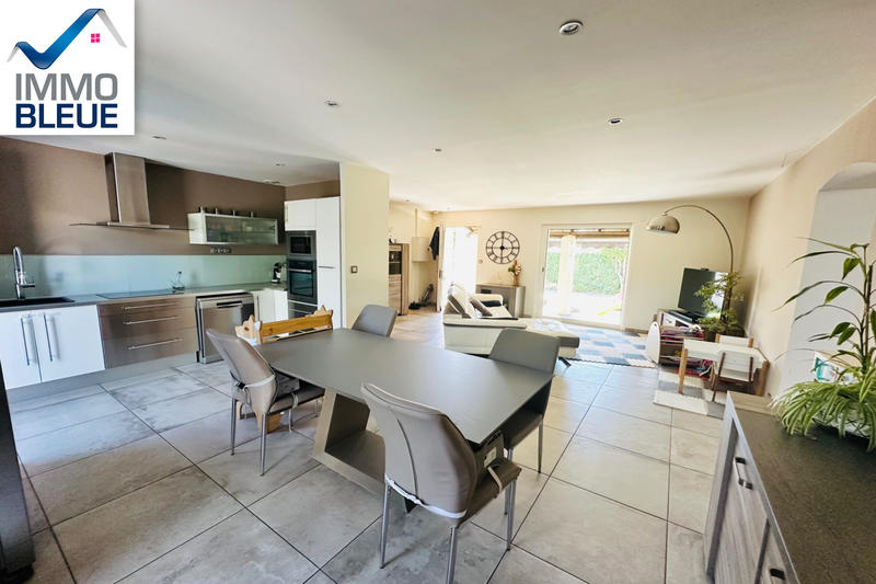 Villa - 108 m² - 5 pièces