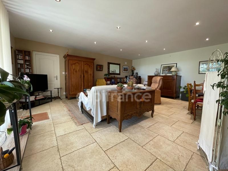 Maison - 293 m² - 6 pièces