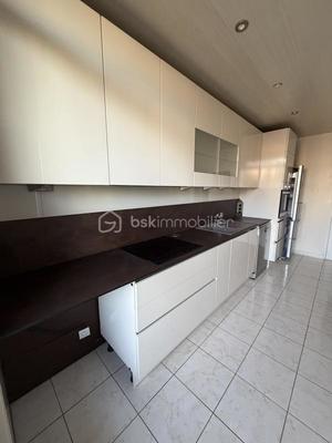 Appartement - 76 m² - 4 pièces