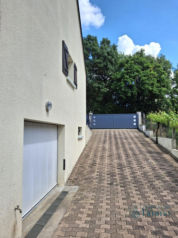 Maison - 115 m² - 4 pièces