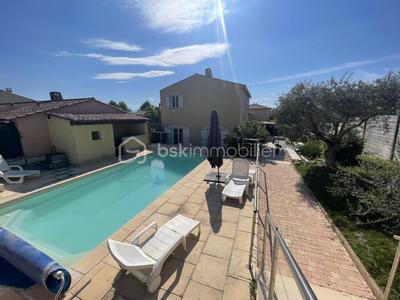 Maison traditionnelle - 120 m² - 5 pièces