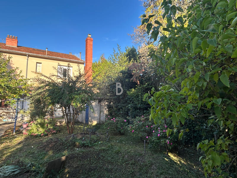 Maison - 169 m² - 7 pièces