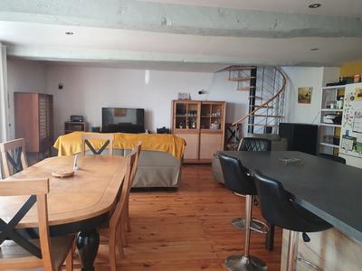 Maison - 190 m² - 7 pièces