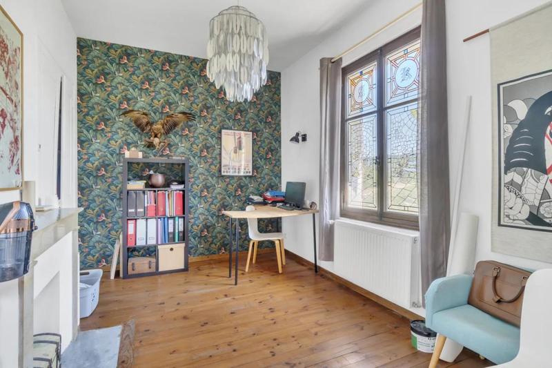 Demeure - 150 m² - 5 pièces