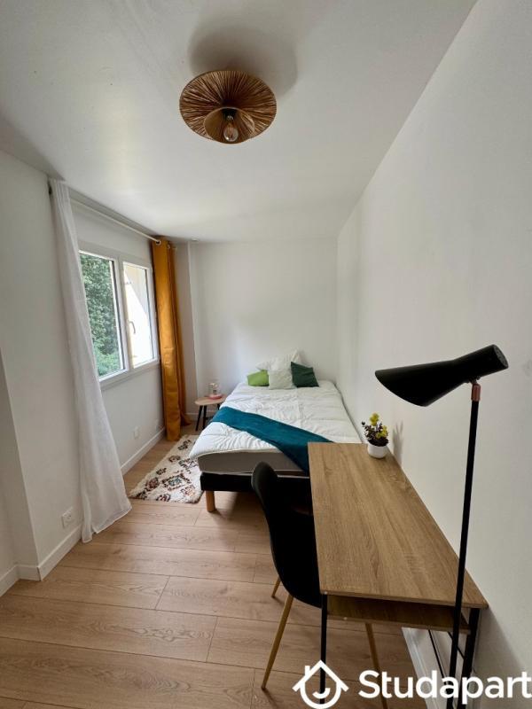 Chambre - 9 m² - 1 pièce