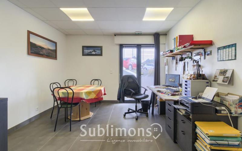 Fonds de commerce - Véhicules - 236 m²