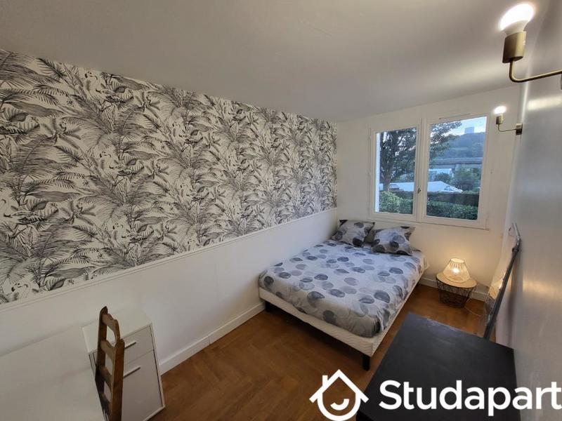 Chambre - 11 m² - 1 pièce