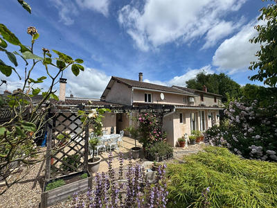 Maison - 107 m² - 5 pièces