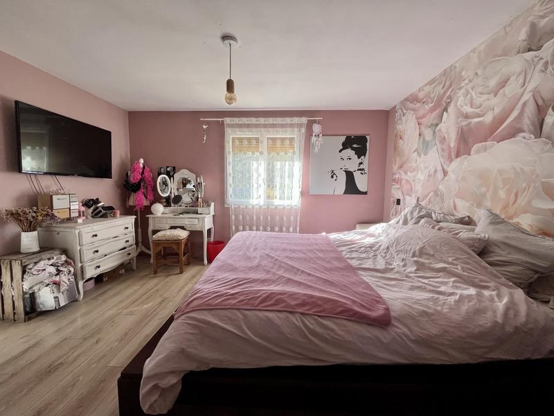 Maison traditionnelle - 140 m² - 6 pièces