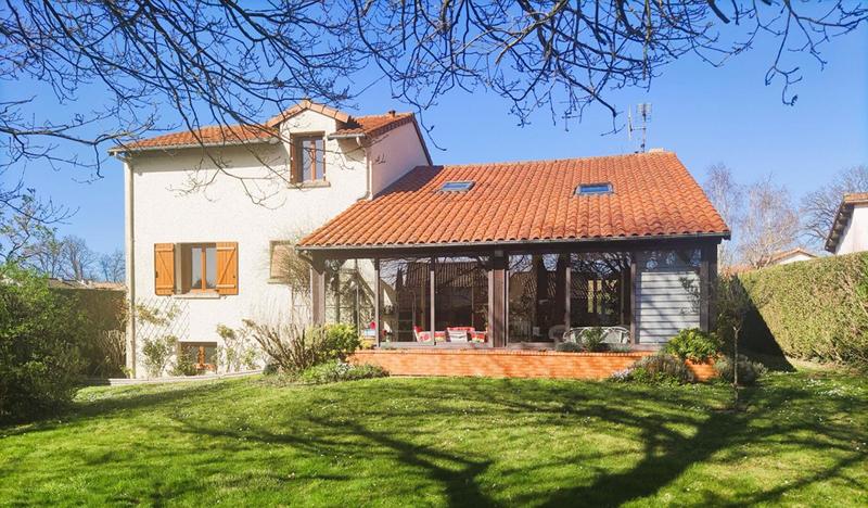 Maison - 167 m² - 7 pièces