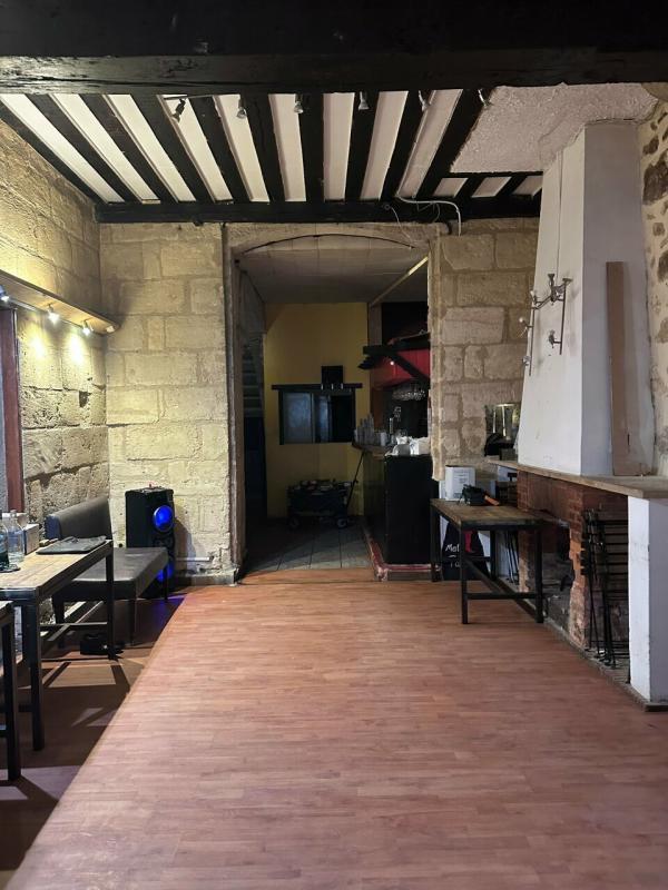 Local commercial - 200 m²