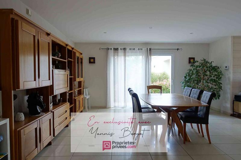 Maison - 138 m² - 5 pièces