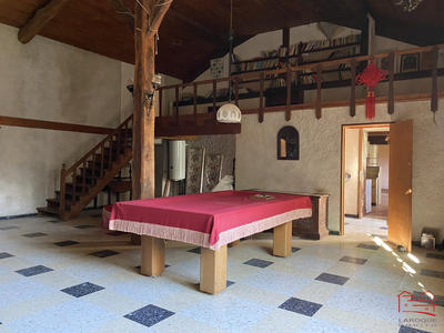 Maison - 170 m² - 8 pièces