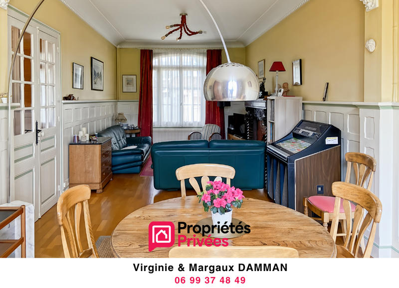 Maison - 205 m² - 10 pièces