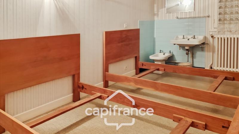 Local commercial - 378 m² - 15 pièces