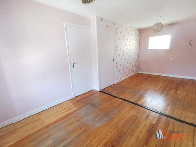 Ferme - 80 m² - 3 pièces