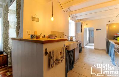 Maison traditionnelle - 139 m² - 6 pièces