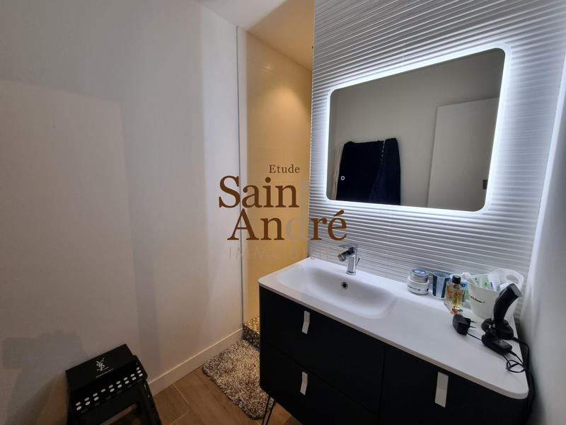 Appartement - 85 m² - 3 pièces