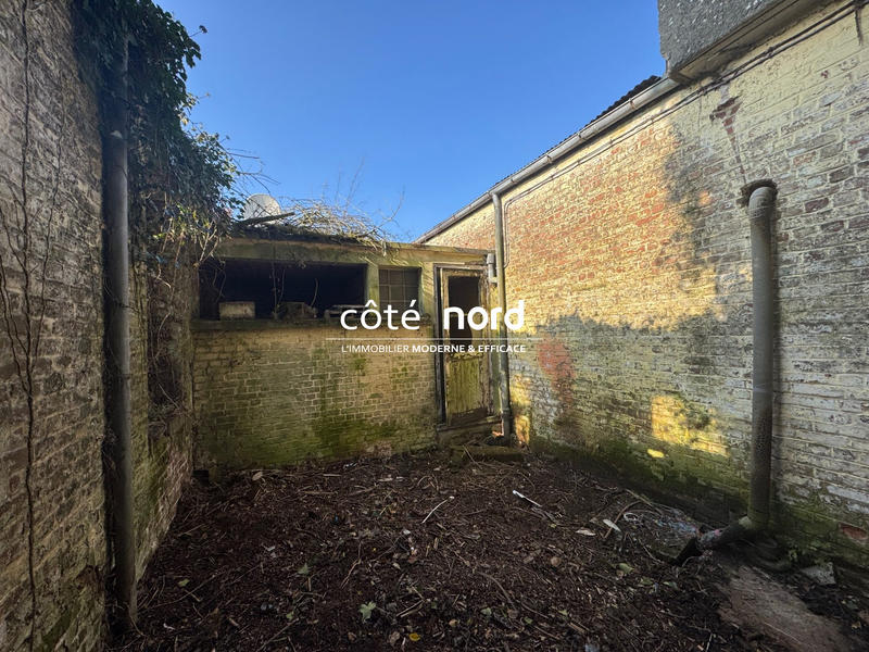 Maison - 310 m² - 12 pièces