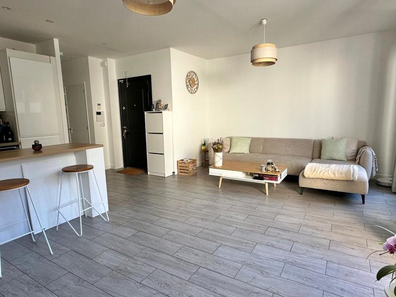 Appartement - 60 m² - 3 pièces