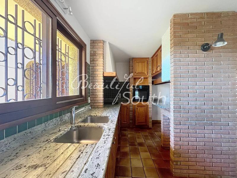 Villa - 225 m² - 7 pièces