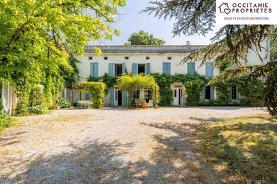 Maison de maîtres - 409 m² - 13 pièces