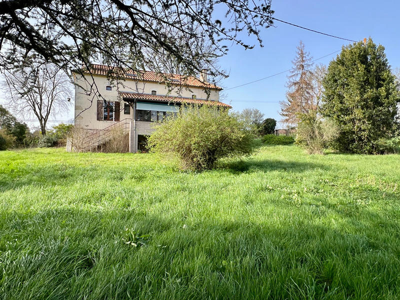 Maison - 203 m² - 4 pièces