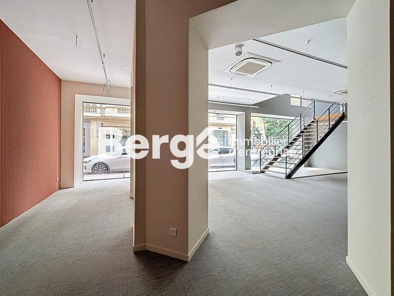 Local commercial - 158 m²