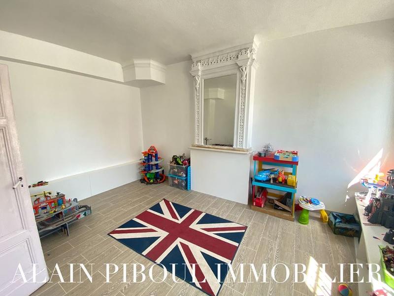 Maison toulousaine - 191 m² - 6 pièces