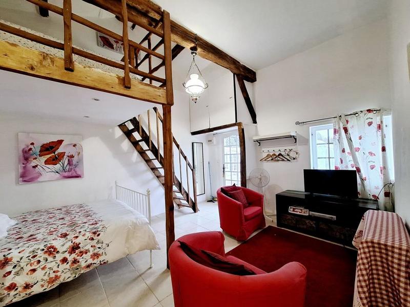 Immeuble - 370 m² - 22 pièces