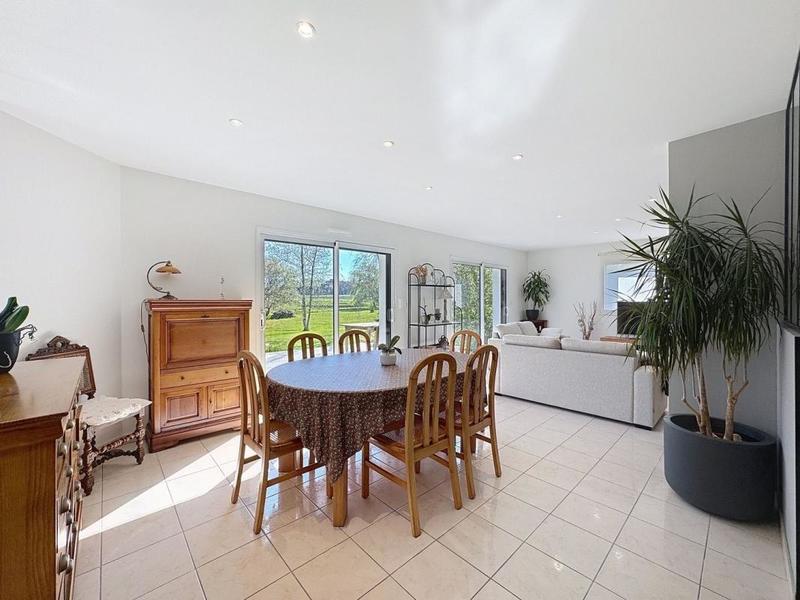 Maison - 148 m² - 7 pièces