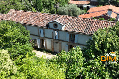 Maison - 200 m² - 4 pièces