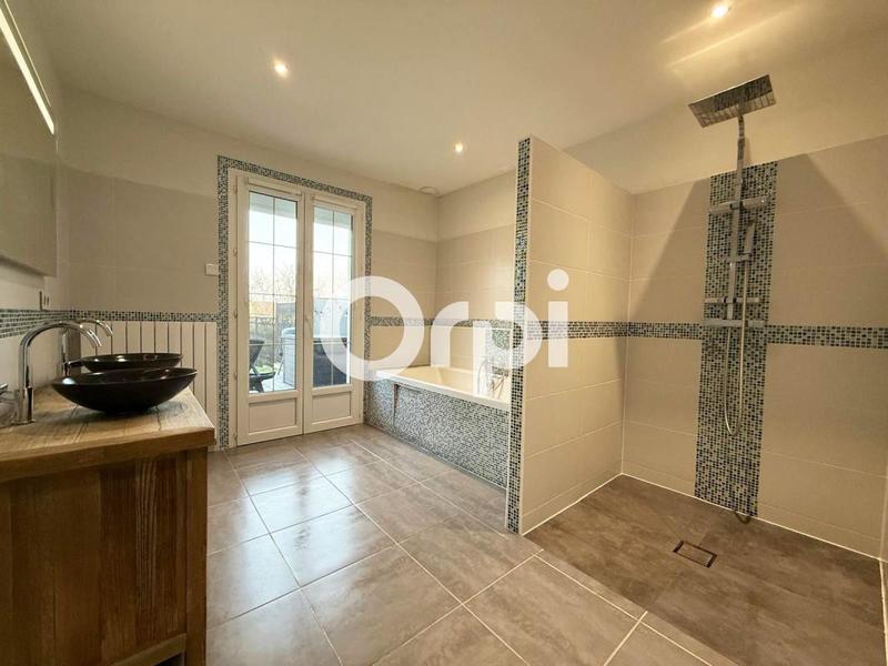 Maison - 150 m² - 6 pièces