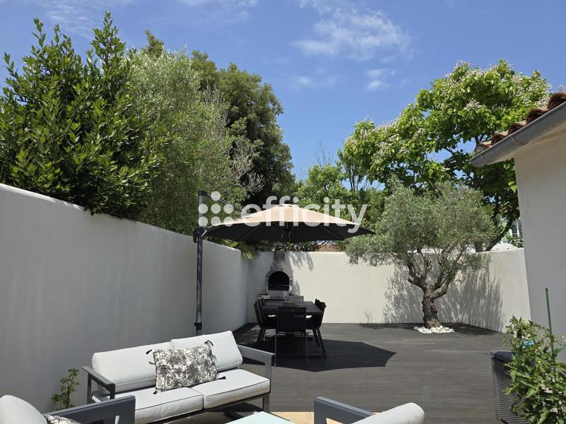 Maison - 99 m² - 4 pièces