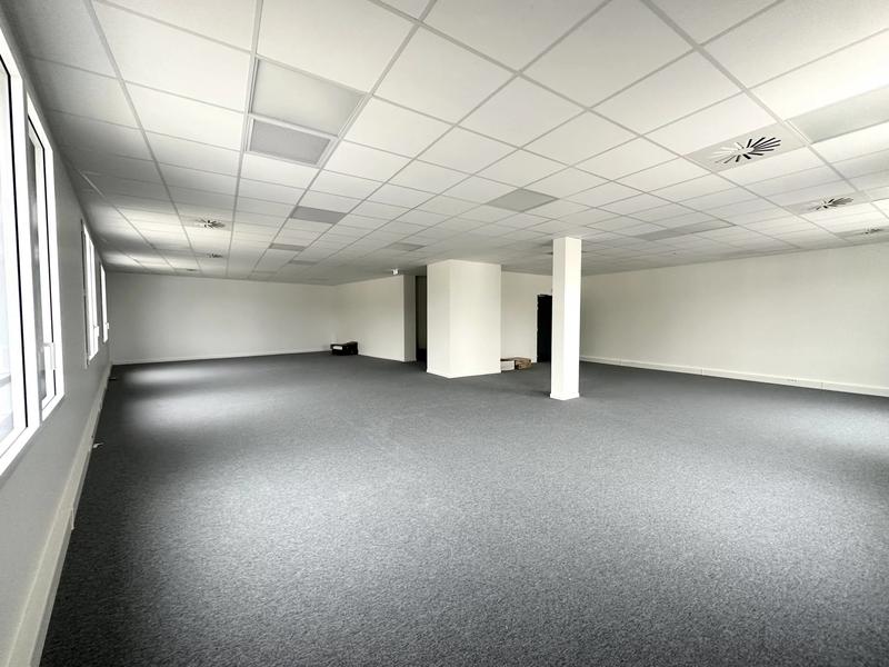 Bureau - 135 m²