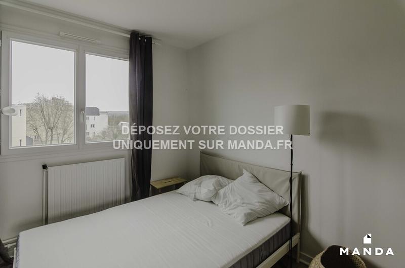 Chambre - 11 m² - 4 pièces