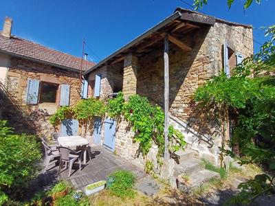 Maison en pierre - 70 m² - 3 pièces