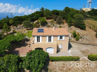 Maison - 87 m² - 5 pièces