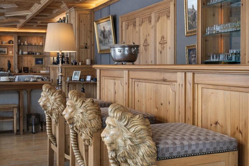 Châlet - 600 m² - 10 pièces