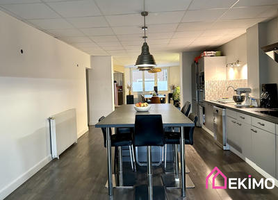 Maison - 180 m² - 6 pièces