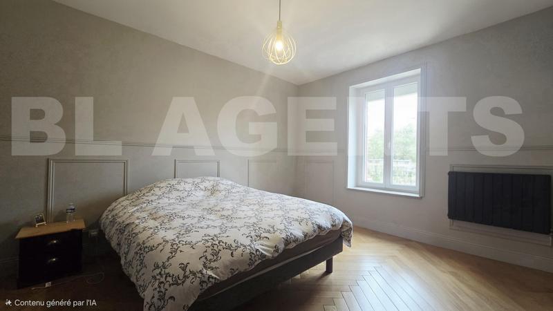 Maison - 260 m² - 10 pièces