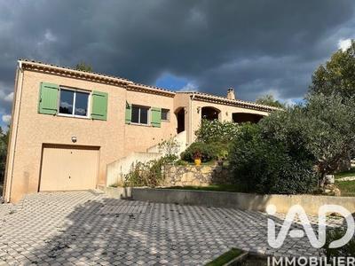 Maison - 122 m² - 5 pièces