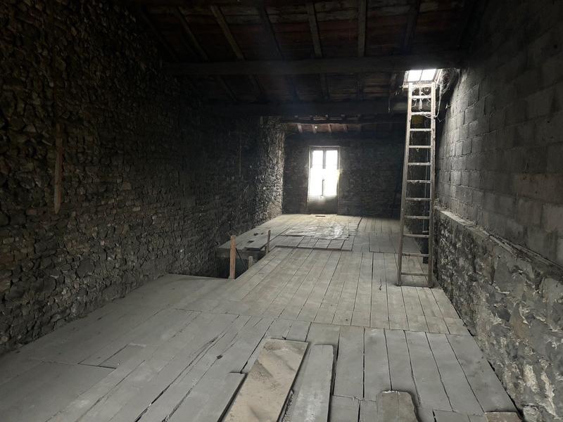 Maison ancienne - 130 m² - 2 pièces
