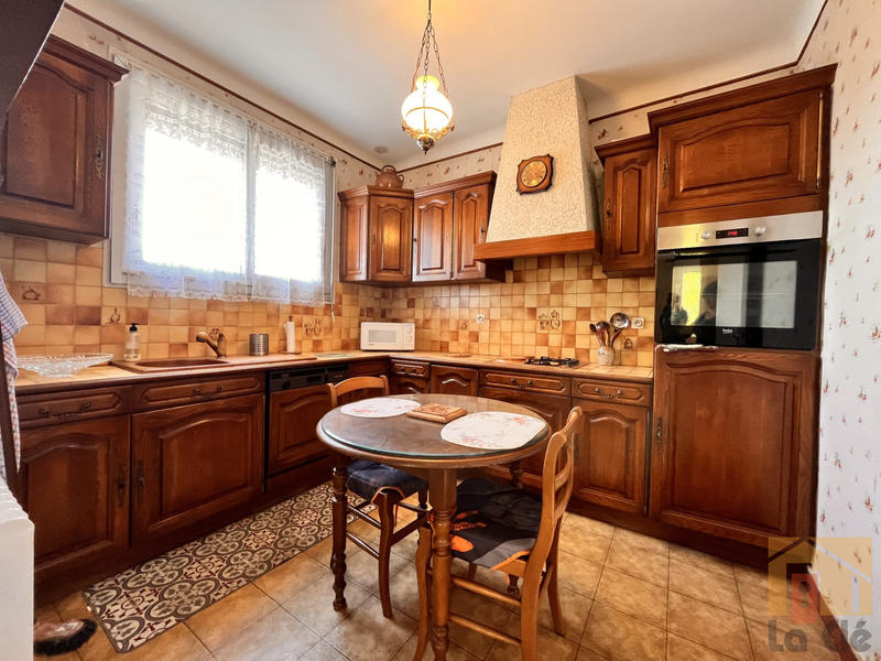 Maison - 130 m² - 7 pièces