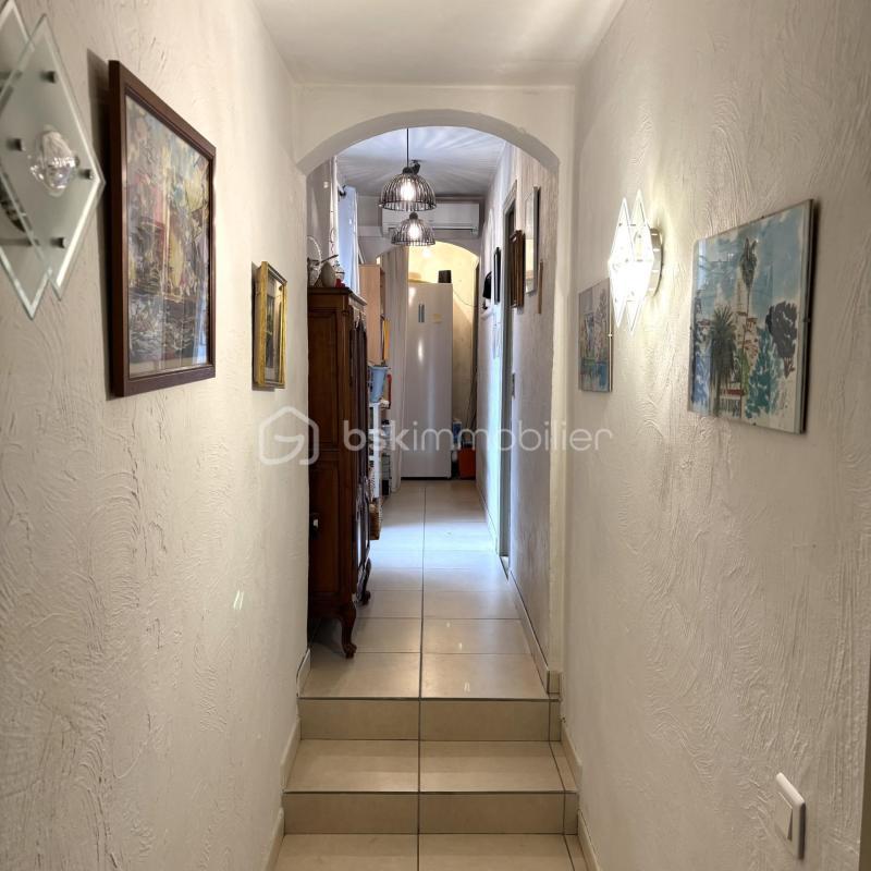 Maison - 200 m² - 6 pièces