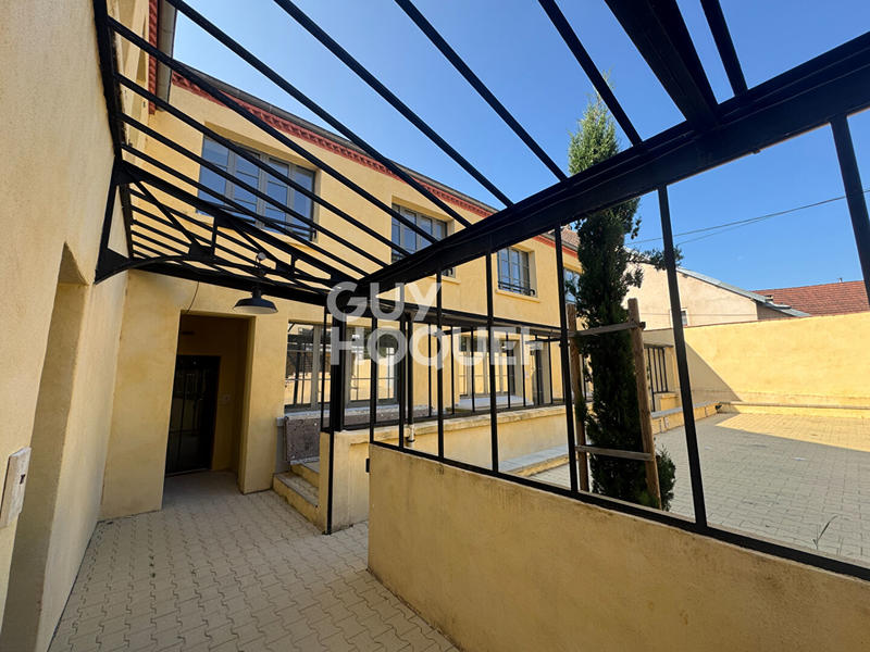 Appartement - 107 m² - 4 pièces