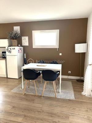 Appartement - 88 m² - 4 pièces